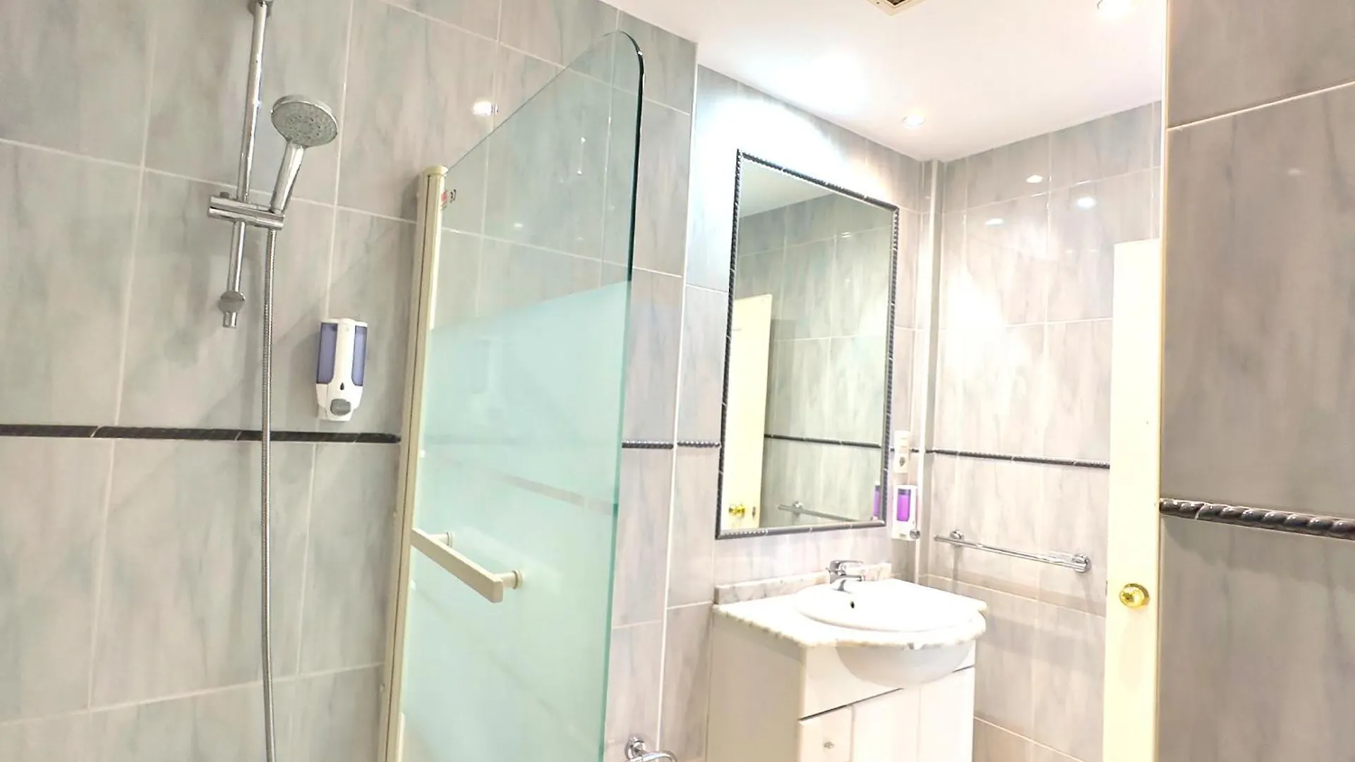 Skol 639. Estupendo Apartamento En Alquiler Vacacional Марбелья